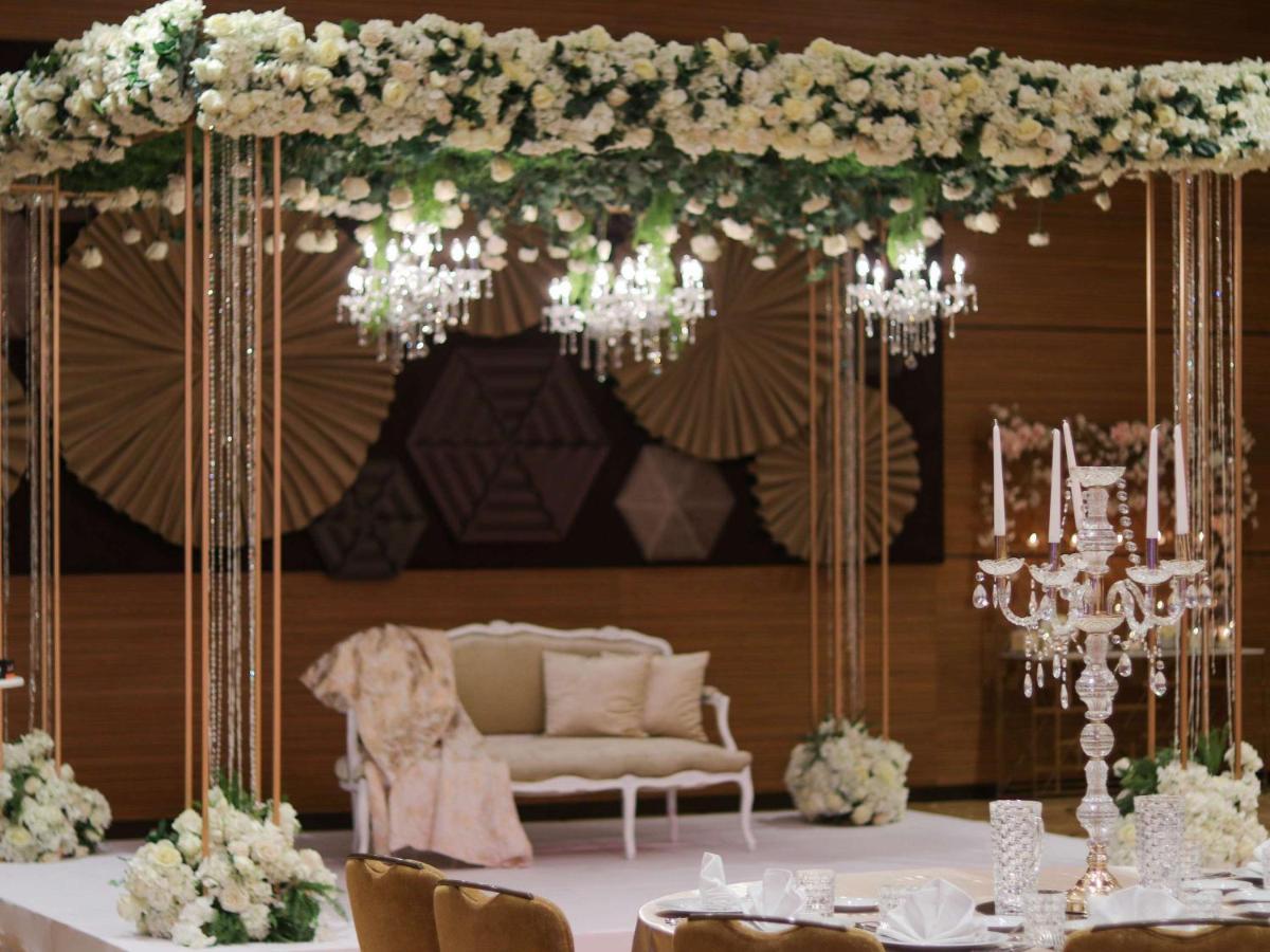 Moevenpick Hotel Du Lac Тунис Экстерьер фото A mandap at a Hindu wedding