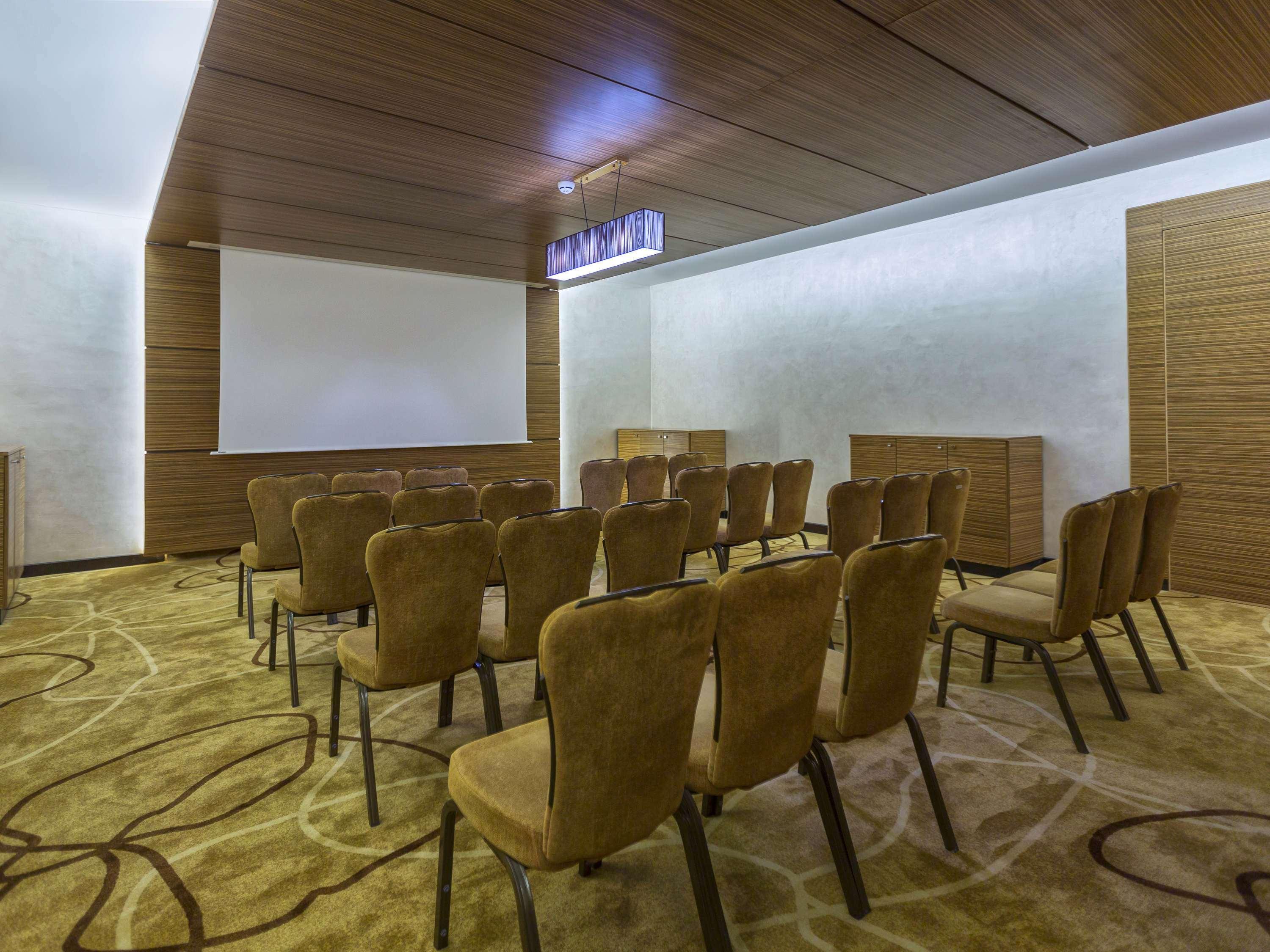 Moevenpick Hotel Du Lac Тунис Экстерьер фото Meeting room
