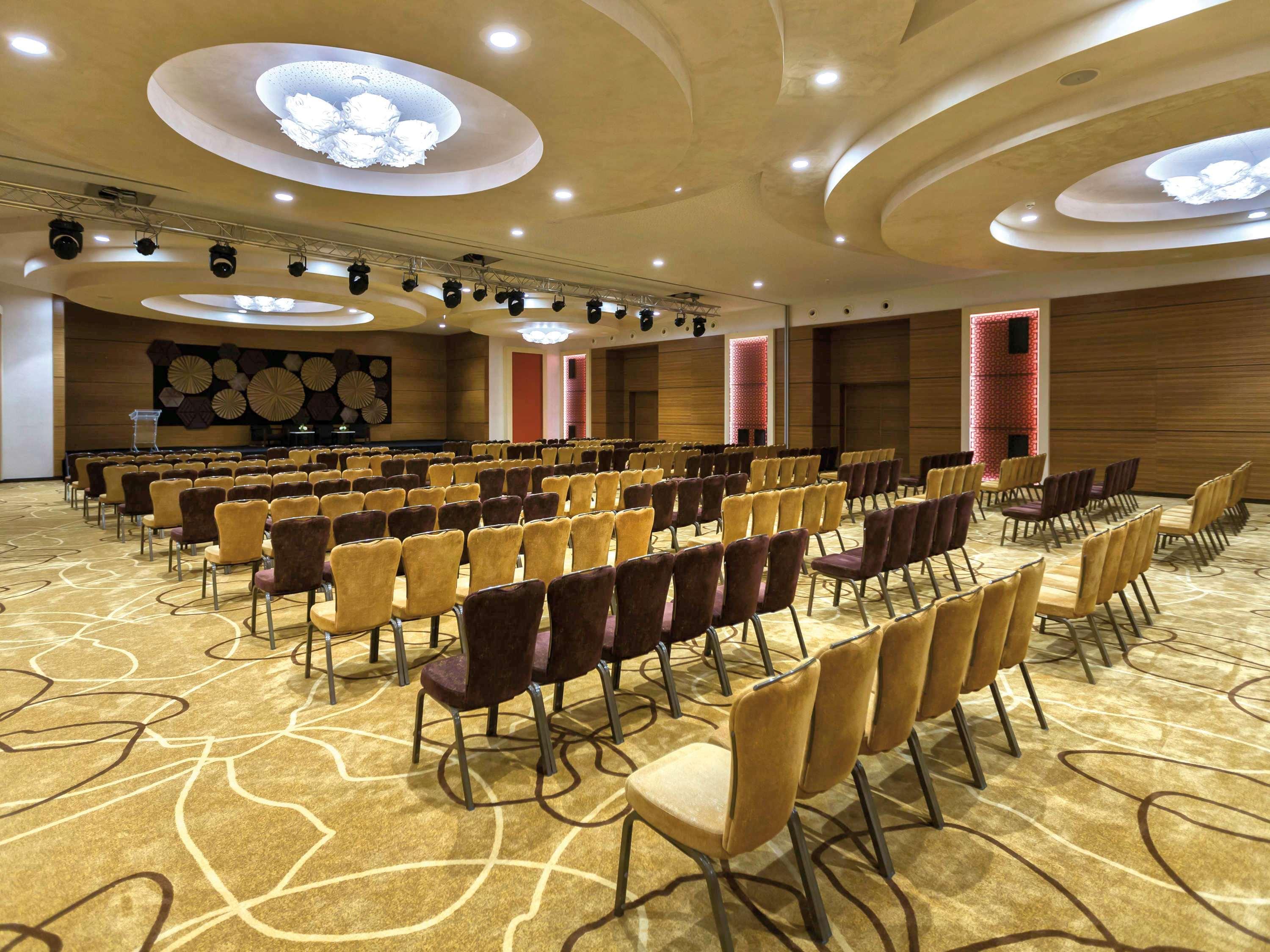 Moevenpick Hotel Du Lac Тунис Экстерьер фото The ballroom