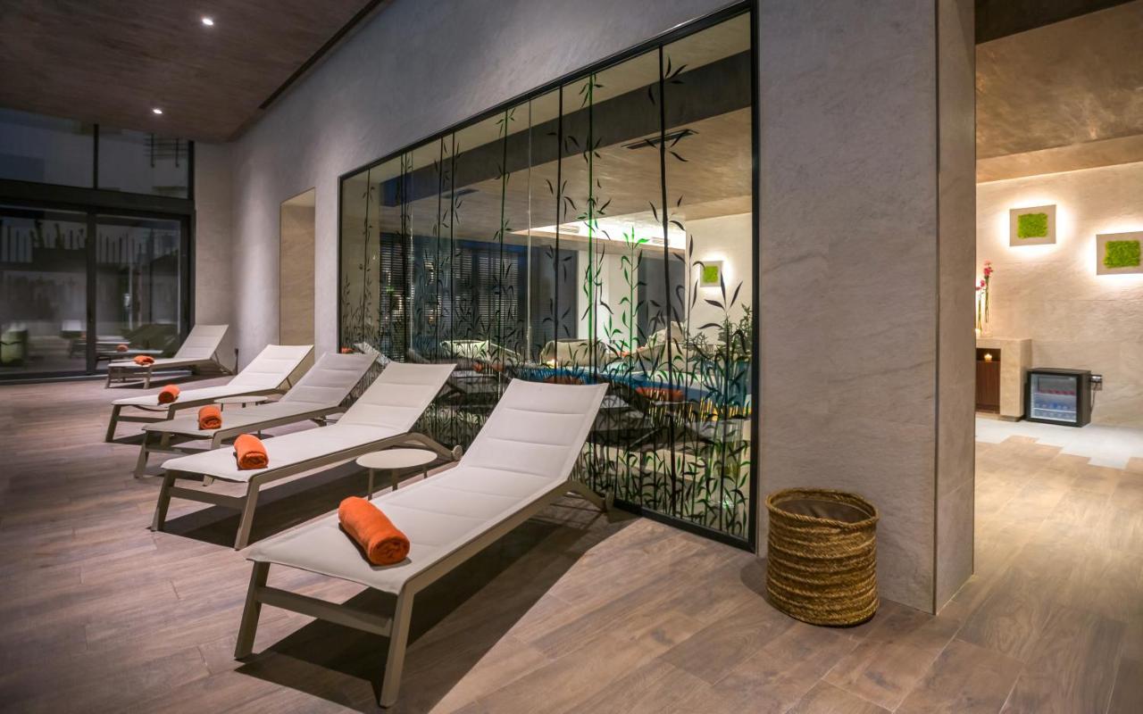 Moevenpick Hotel Du Lac Тунис Экстерьер фото The spa at the InterContinental