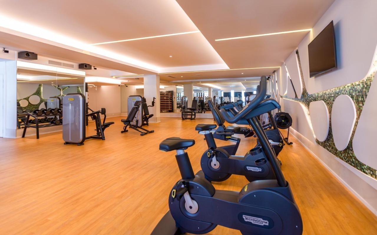 Moevenpick Hotel Du Lac Тунис Экстерьер фото The gym at the hotel